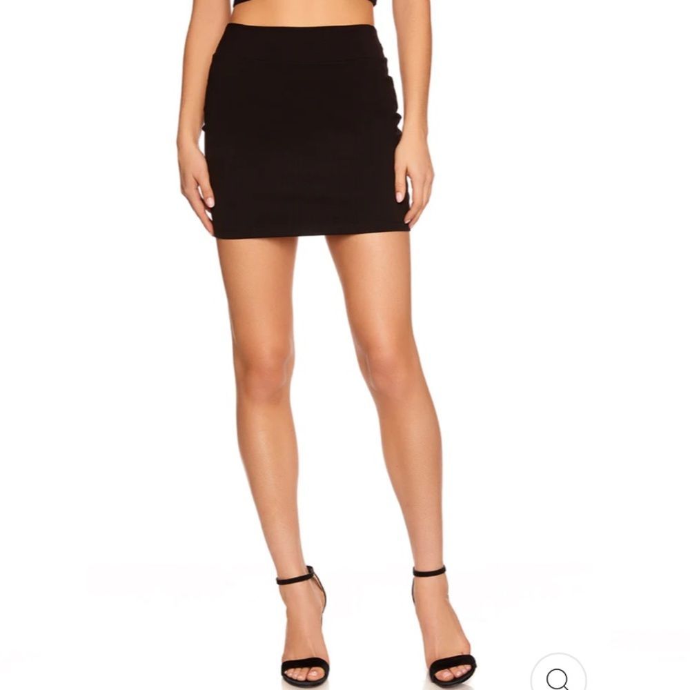 Susana Monaco essential black mini skirt